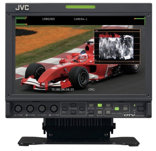 Monitor portátil LCD multiformato HD con pantalla de 9". Alimentación 220 Vca o a baterías 12 Vcc. 2 Entradas HD-SDI con salida en bucle, audio embebido e indicación de audio en pantalla (8 canales). Entradas analógicas en vídeo compuesto y componentes. Incluye Monitor de forma de Onda. Zona UMD para información en pantalla